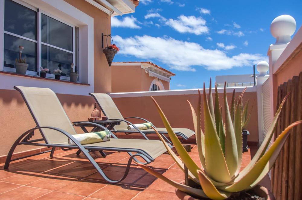 Exotic And Sunny Esmeralda Caleta De Fuste Exterior photo