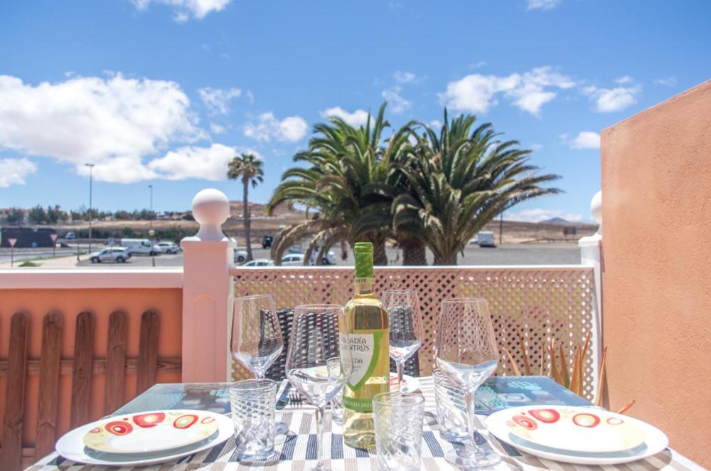 Exotic And Sunny Esmeralda Caleta De Fuste Exterior photo