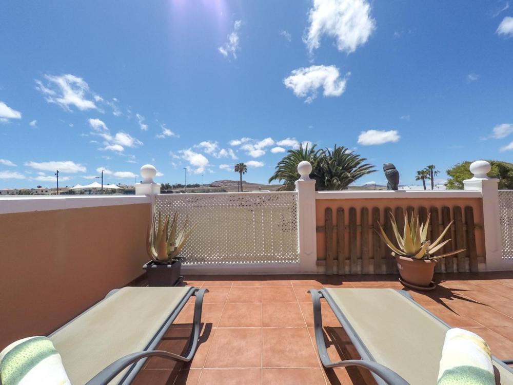 Exotic And Sunny Esmeralda Caleta De Fuste Exterior photo